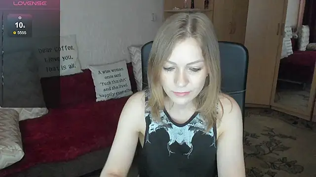 Snapshot of Tiffany_Bates chatting on 06.16.26 Tiffany Bates online show from 06.16.26