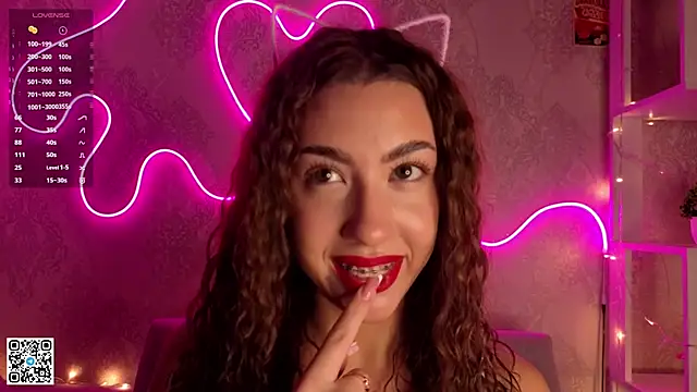 KeilaJeschon online show from 11.24.25