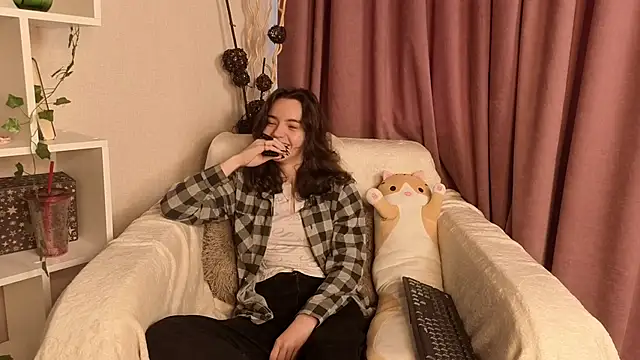 TarahCayne online show from 10.21.25