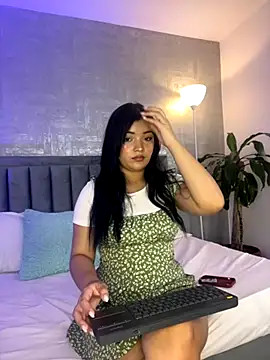 EmmaBlossom online show from 11.17.25