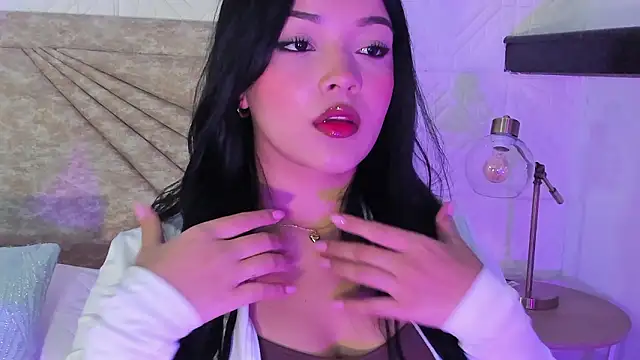 EmmaBlossom online show from 02.04.26