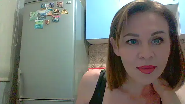 Snapshot of Olyverin chatting on 11.01.25 Olyverin online show from 11.01.25