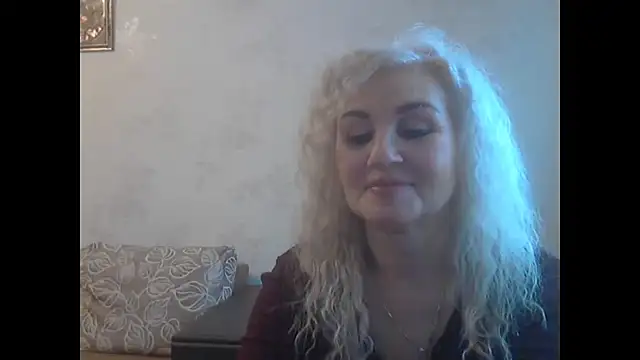 LadySexyBlond online show from 12.17.25