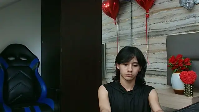 Lovers 21 online show from 02.18.26