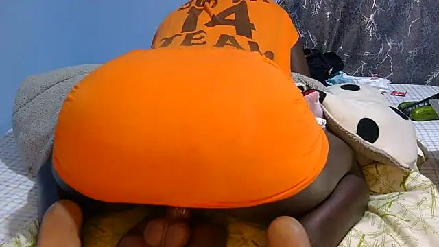 SpiceySnack online show from 04.20.26