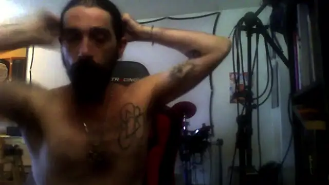 Snapshot of Neekaleek89 chatting on 09.24.25 Neekaleek89 online show from 09.24.25