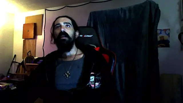 Snapshot of Neekaleek89 chatting on 10.23.25 Neekaleek89 online show from 10.23.25