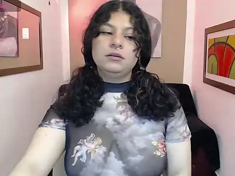 Snapshot of Fantassy_Loverss chatting on 10.07.25 Fantassy Loverss online show from 10.07.25