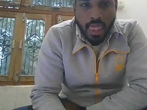 Raw12499 online show from 12.17.25