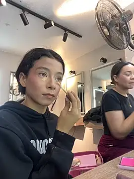 ChloeRosses online show from 04.14.26