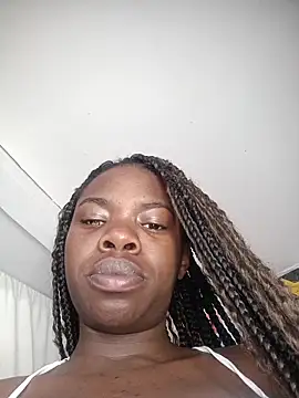 Nahomyyy online show from 11.23.25