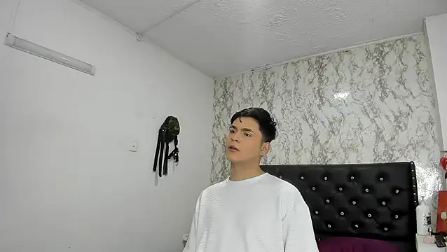 Aaron Foxxx online show from 11.07.25