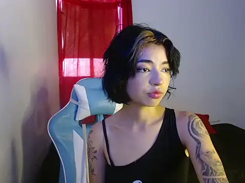 kiyusweetcrazy online show from 10.19.25