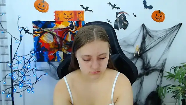 ArinaBelle online show from 10.23.25