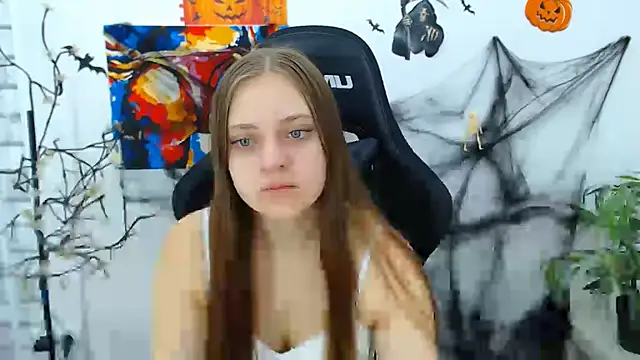 ArinaBelle online show from 10.24.25