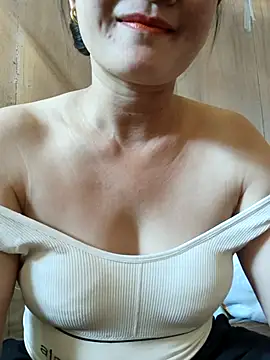 Paul-paul11 online show from 10.27.25