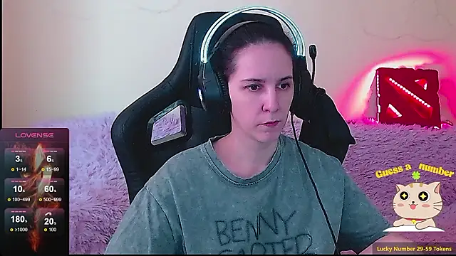 Irwi Tomboy online show from 02.21.26