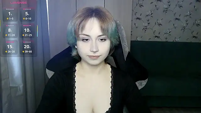 LeisaHopperstad online show from 05.15.26