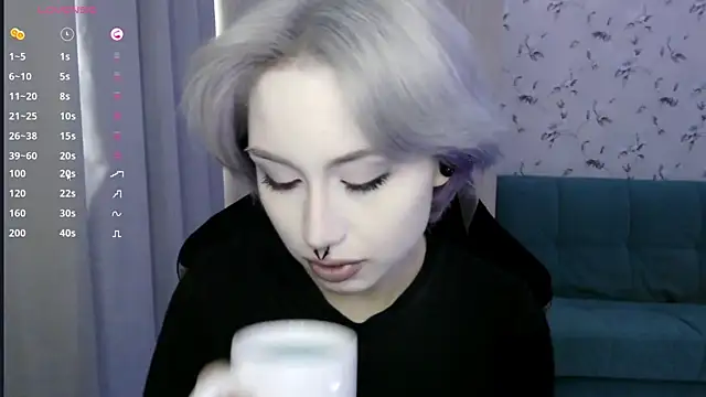 Snapshot of LeisaHopperstad chatting on 06.22.26 LeisaHopperstad online show from 06.22.26