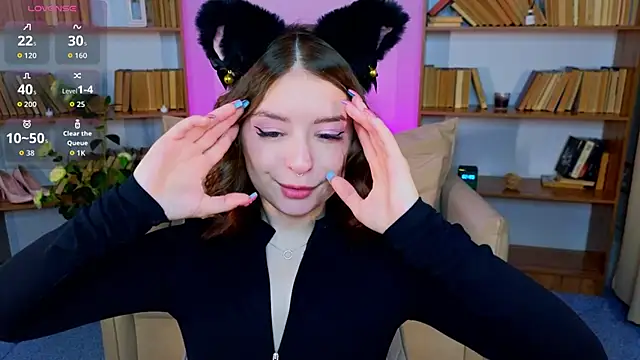  Amelia Shine  online show from 11.30.25