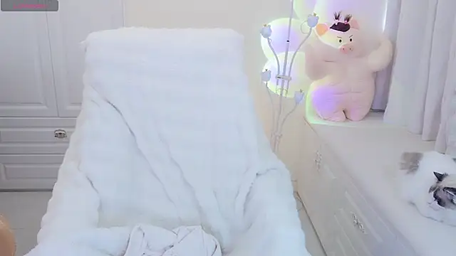 Coco-Di online show from 12.16.25