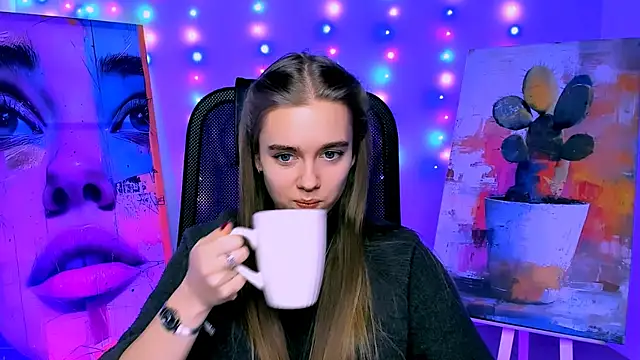 JuneWoods online show from 02.13.26