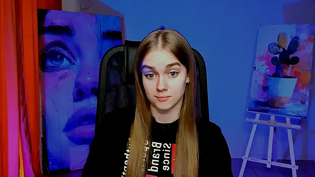 JuneWoods online show from 04.21.26