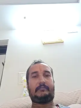 Snapshot of RaviLoveUAll chatting on 11.07.25 RaviLoveUAll online show from 11.07.25