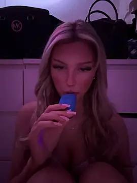 blondeeee online show from 03.11.26