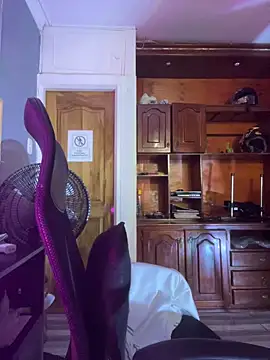 Snapshot of Anahi_Malkova chatting on 10.01.25 Anahi Malkova online show from 10.01.25