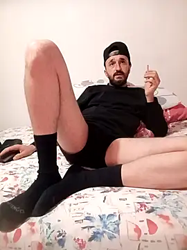 Snapshot of krerem chatting on 03.23.26 krerem online show from 03.23.26