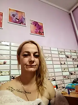 Snapshot of KelsiDylan chatting on 02.15.26 KelsiDylan online show from 02.15.26
