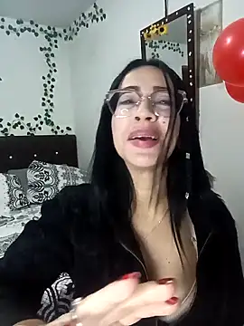 YaraDuartee online show from 02.19.26