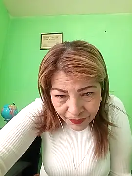 VANESSA  01 online show from 10.30.25