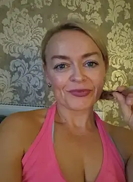 Snapshot of demidelightfulxx chatting on 09.27.25 demidelightfulxx online show from 09.27.25
