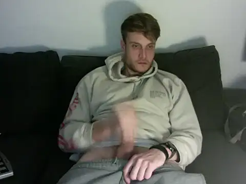 Snapshot of bangzrr3 chatting on 09.25.25 bangzrr3 online show from 09.25.25