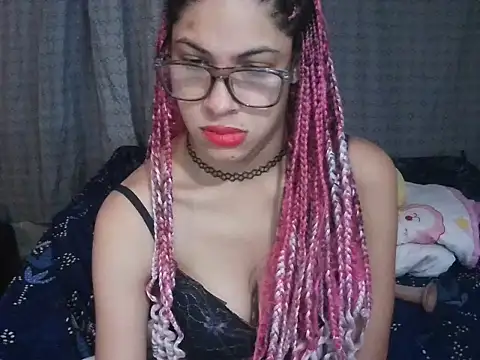 Snapshot of Sexyyeyes244 chatting on 03.25.26 Sexyyeyes244 online show from 03.25.26