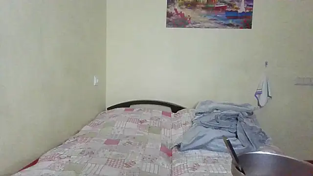 QueenMomyS online show from 02.15.26