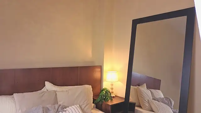 Capricho 01 online show from 10.09.25