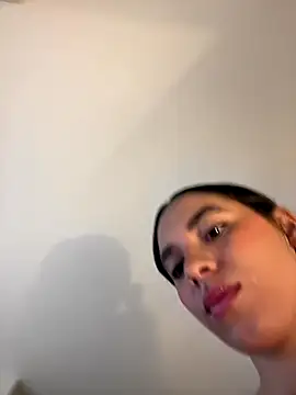 Capricho 01 online show from 10.18.25