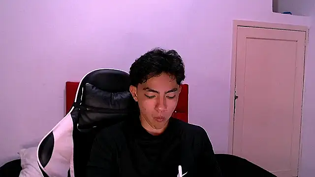 RomeoMillerr online show from 11.22.25