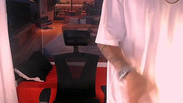 RomeoMillerr online show from 12.04.25