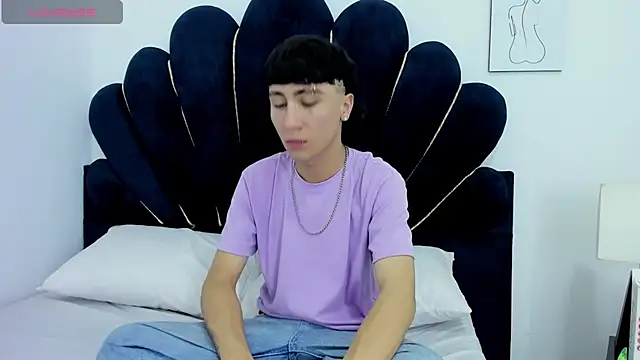 XaanderGrey online show from 12.19.25