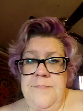 violentviolet68 online show from 02.19.26