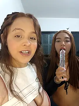 Snapshot of nucitaa-14 chatting on 11.04.25 nucitaa-14 online show from 11.04.25