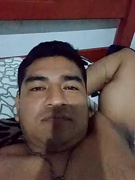 Snapshot of Titan_rudo chatting on 10.27.25 Titan rudo online show from 10.27.25