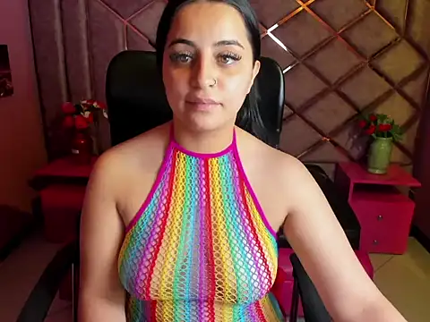 Snapshot of ValerySwett__ chatting on 10.05.25 ValerySwett   online show from 10.05.25