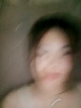 min-xinh online show from 10.12.25