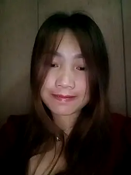 min-xinh online show from 11.04.25