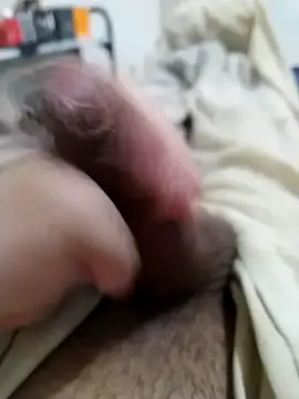 Snapshot of A_reyes1122 chatting on 10.24.25 A reyes1122 online show from 10.24.25